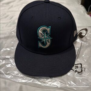 New Era Seattle Mariners Fitted 7. 1/2 OnThe Field Hat